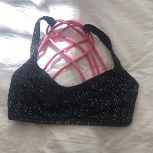 lululemon sports bra